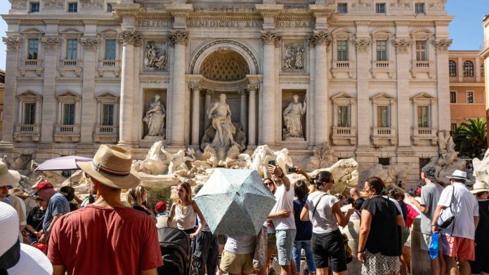 Rome could charge entry to historic landmark in latest attempt to tackle overtourism
