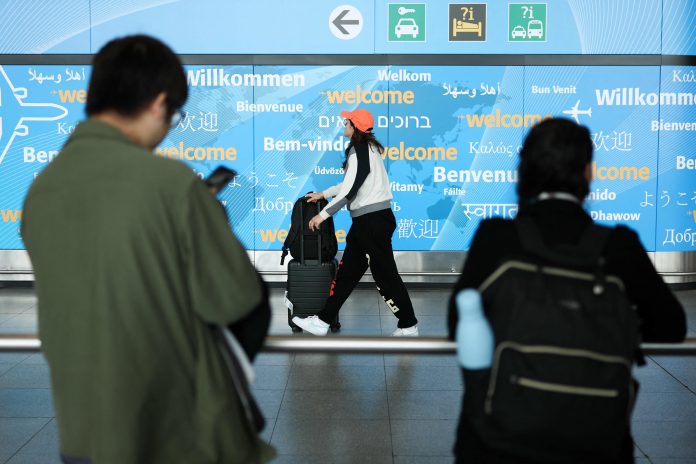 Airlines, hotels warn against Trump admin threat to international flights to 'sanctuary cities'