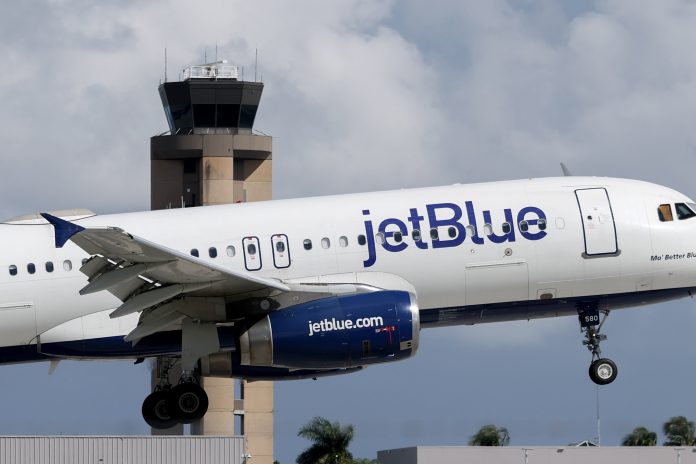 JetBlue to reduce Newark, LaGuardia footprint as it forges ahead in Fort Lauderdale
