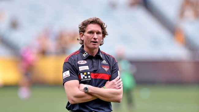 Essendon great Matthew Lloyd torn to shreds for ‘illogical’ James Hird support