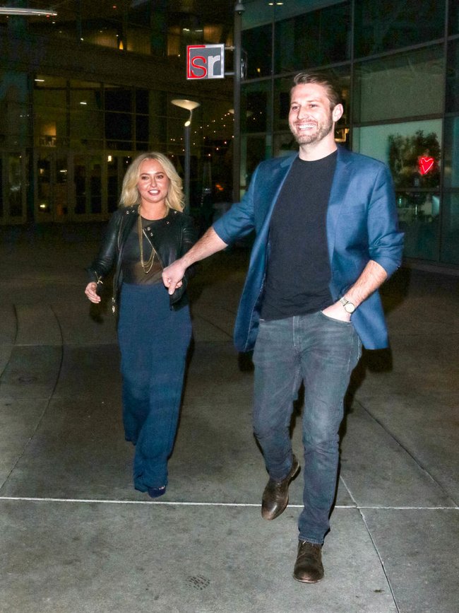 Hayden Panettiere’s estranged mother slams ex boyfriend after daughters sudden death